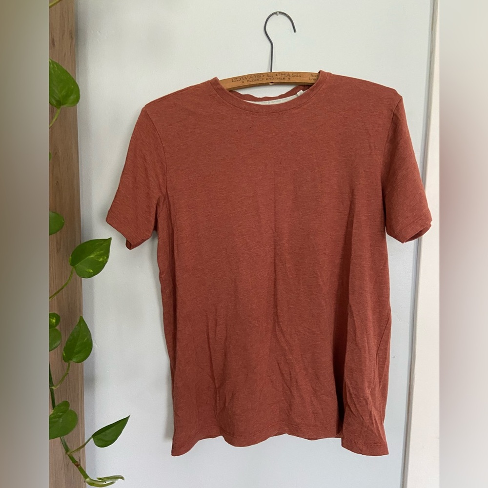 Free Planet Men's Short Sleeve Tee (Medium)